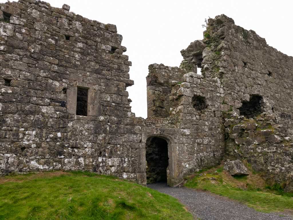 The stone entrance way to Dunamase Castle's ruins